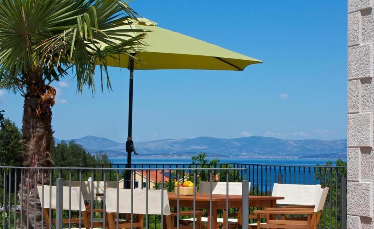 Villa Angelina Supetar Mirca  Экстерьер фото