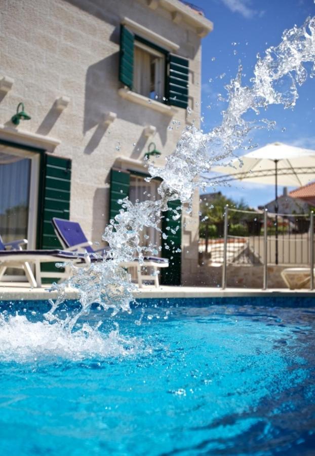 Villa Angelina Supetar Mirca  Экстерьер фото